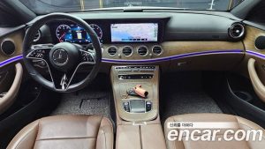 Mercedes-Benz E-Class E220d 4MATIC Exclusive 2021 года из Южной Кореи