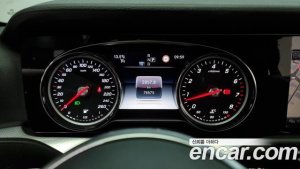 Mercedes-Benz E-Class E250 Avantgarde 2020 года из Южной Кореи