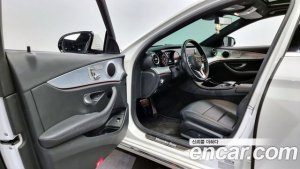 Mercedes-Benz E-Class E250 Avantgarde 2020 года из Южной Кореи