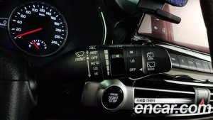 Kia Seltos Бензин 1.6 Turbo 4WD 2020 года из Южной Кореи
