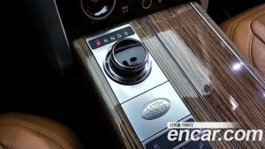 Land Rover Range Rover 4.4 SDV8 Vogue SE Дизель 2020 года из Южной Кореи