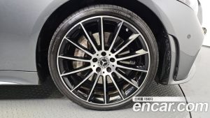 Mercedes-Benz CLS-Class CLS450 4MATIC AMG Line 2021 года из Южной Кореи