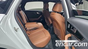 Audi A4 40 TFSI Premium 2021 года из Южной Кореи