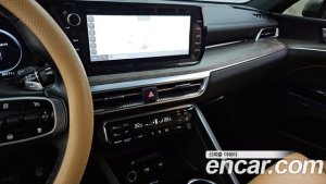 Kia K5 Signature 2021 года из Южной Кореи