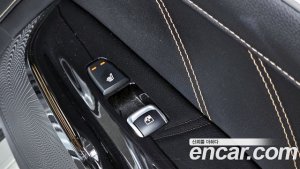 Kia K5 Signature 2021 года из Южной Кореи