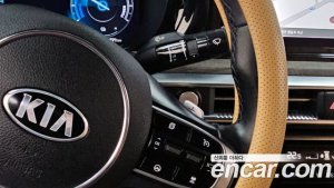 Kia K5 Signature 2021 года из Южной Кореи