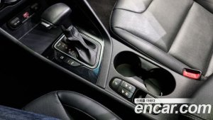 Kia Niro 1.6 HEV 2020 года из Южной Кореи
