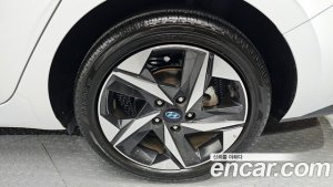 Hyundai AVANTE 1.6 2021 года из Южной Кореи
