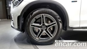 Mercedes-Benz GLC-Class GLC300e 4MATIC Coupe 2020 года из Южной Кореи