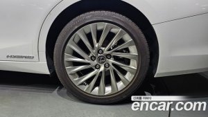 Lexus ES Luxury Plus 2021 года из Южной Кореи