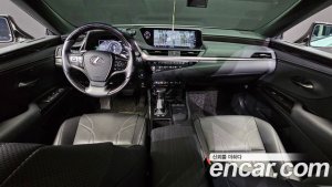 Lexus ES Luxury Plus 2021 года из Южной Кореи