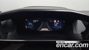 Peugeot 2008 1.5 BlueHDi GT Line 2021 года из Южной Кореи