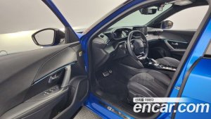 Peugeot 2008 1.5 BlueHDi GT Line 2021 года из Южной Кореи