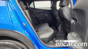 Peugeot 2008 1.5 BlueHDi GT Line 2021 года из Южной Кореи
