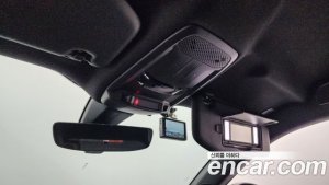 Peugeot 2008 1.5 BlueHDi GT Line 2021 года из Южной Кореи