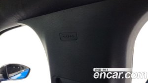 Peugeot 2008 1.5 BlueHDi GT Line 2021 года из Южной Кореи