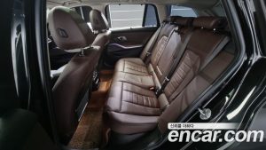 BMW 3-Series 320i Touring Luxury 2021 года из Южной Кореи