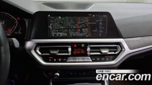 BMW 3-Series 320i Touring Luxury 2021 года из Южной Кореи