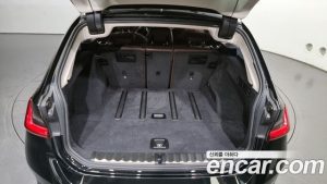 BMW 3-Series 320i Touring Luxury 2021 года из Южной Кореи