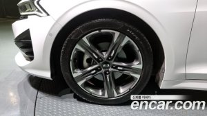 Kia K5 2.0 2020 года из Южной Кореи
