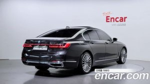 BMW 7-Series 730d xDrive Design Pure Excellence 2020 года из Южной Кореи