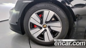 Porsche Taycan 4S 2021 года из Южной Кореи