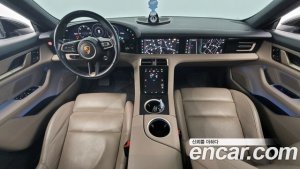 Porsche Taycan 4S 2021 года из Южной Кореи