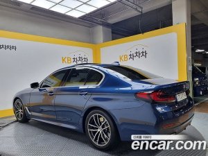 BMW 5-Series 520i M Sport 2021 года из Южной Кореи