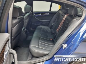BMW 5-Series 520i M Sport 2021 года из Южной Кореи