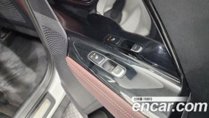 Kia Niro 1.6 HEV 2020 года из Южной Кореи