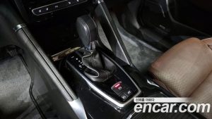 Renault-KoreaSamsung QM6 2.0 GDe RE Signature 2WD 2020 года из Южной Кореи