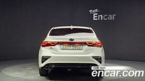 Kia K3 2020 года из Южной Кореи