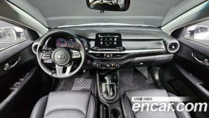 Kia K3 2020 года из Южной Кореи