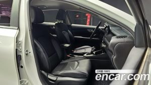 Kia K3 2020 года из Южной Кореи