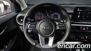 Kia K3 2020 года из Южной Кореи