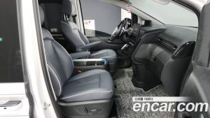 Hyundai Staria 4WD Lounge 9-Seater 2022 года из Южной Кореи