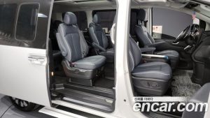 Hyundai Staria 4WD Lounge 9-Seater 2022 года из Южной Кореи