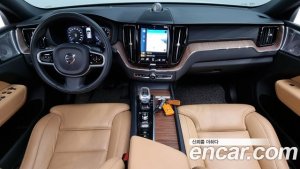 Volvo XC60 B5 Inscription 2021 года из Южной Кореи