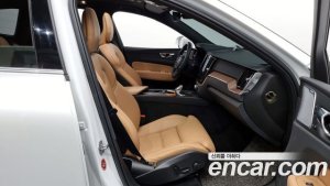 Volvo XC60 B5 Inscription 2021 года из Южной Кореи