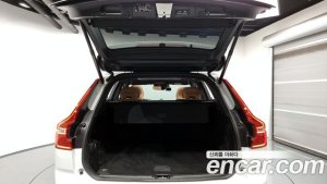 Volvo XC60 B5 Inscription 2021 года из Южной Кореи