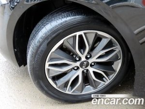 Kia K5 Signature 2020 года из Южной Кореи