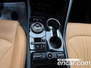 Kia K5 Signature 2020 года из Южной Кореи