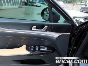Kia K5 Signature 2020 года из Южной Кореи