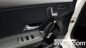 Mercedes-Benz A-Class A250 4MATIC SEDAN 2020 года из Южной Кореи