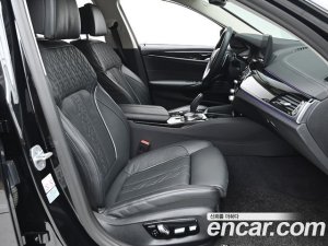 BMW 5-Series 530e Luxury 2021 года из Южной Кореи