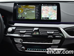 BMW 5-Series 530e Luxury 2021 года из Южной Кореи