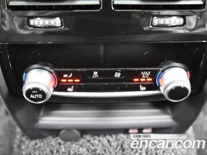 BMW 5-Series 530e Luxury 2021 года из Южной Кореи