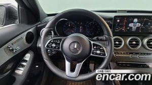 Mercedes-Benz C-Class C200 AMG Line 2021 года из Южной Кореи