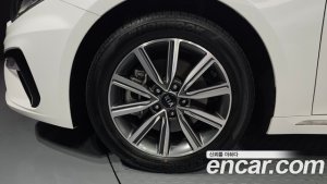 Kia K5 2.0 2020 года из Южной Кореи