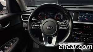 Kia K5 2.0 2020 года из Южной Кореи